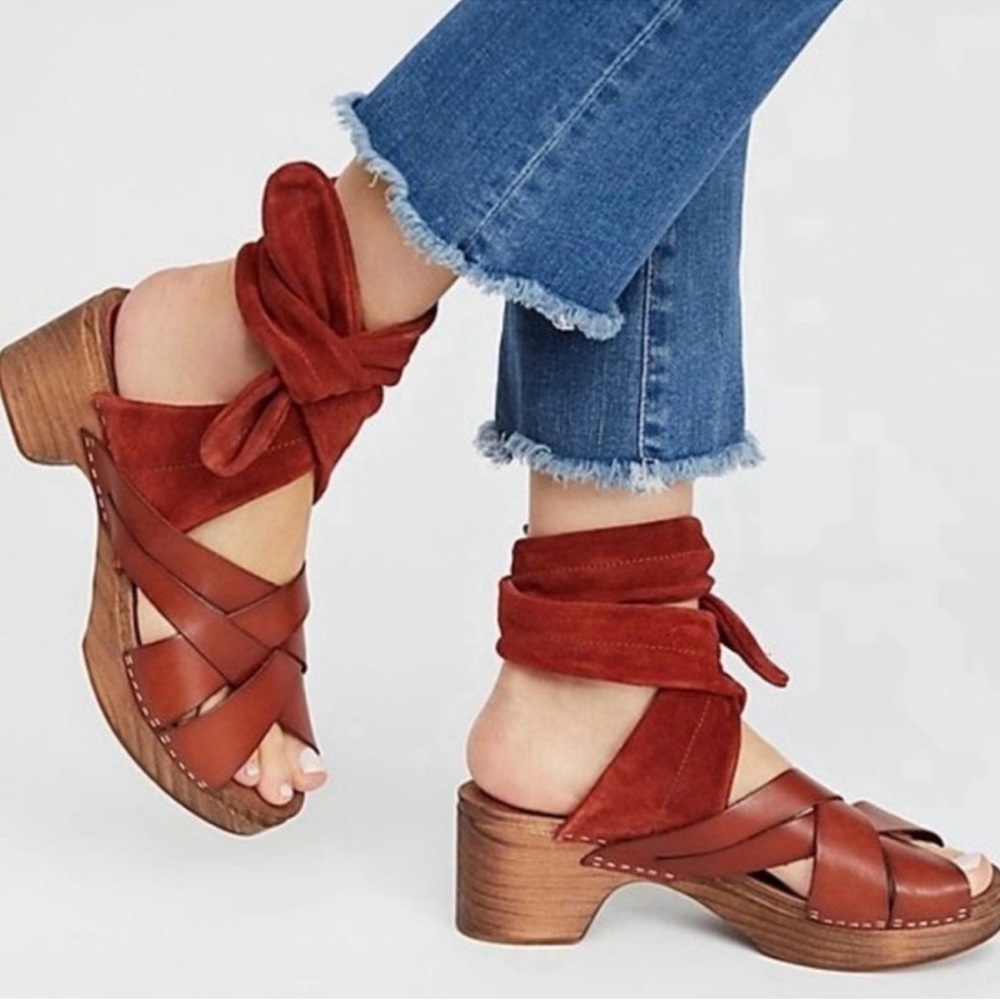 FREE PEOPLE | Emmy Rust Wooden/Suede Leather Clog